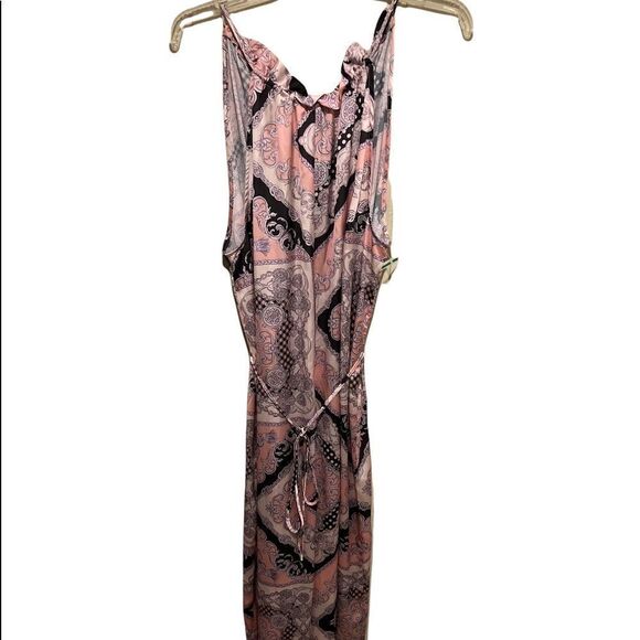 River Island scarf print halter jumpsuit in pink - Picture 5 of 13